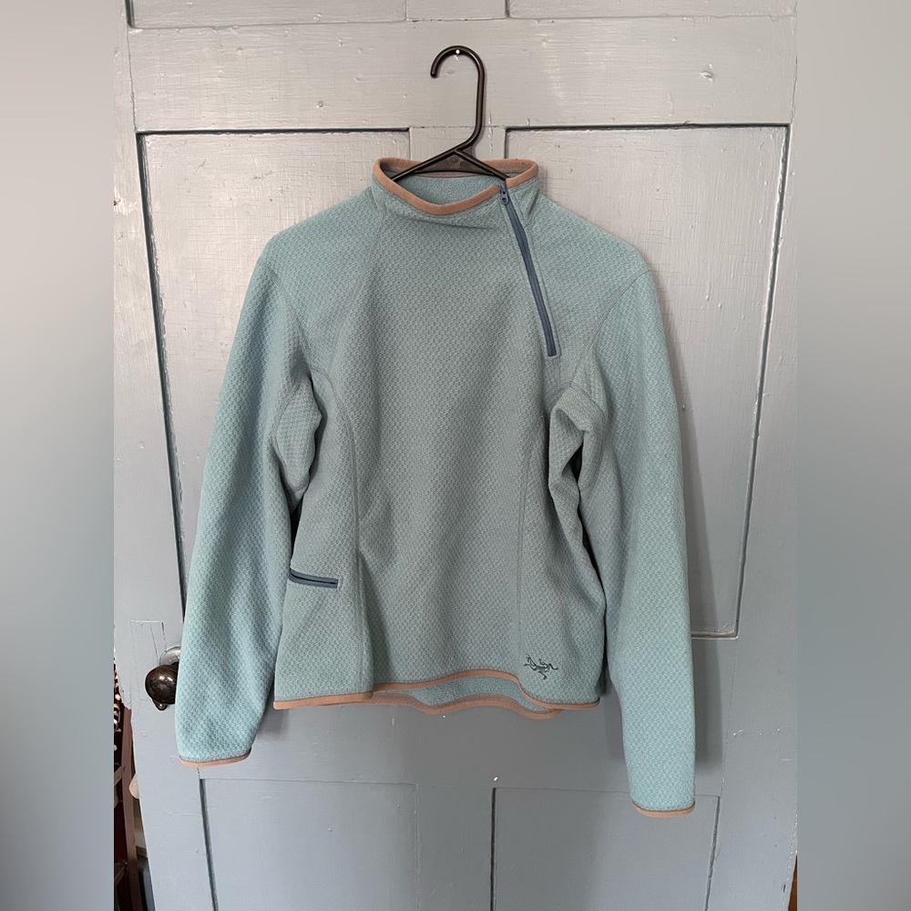 Arcteryx Fleece Pull Over.